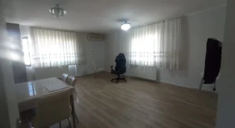 AKDOĞAN GAYRİMENKUL`DEN ESERKENT CADDE ÜZERİNDE SATILIK DAİRE